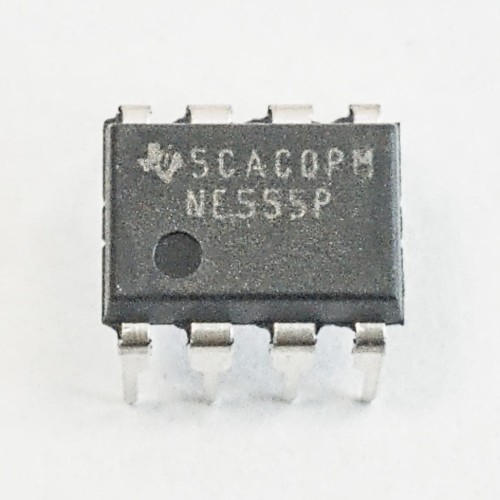 Zdjęcie układu NE555 w obudowie DIP8